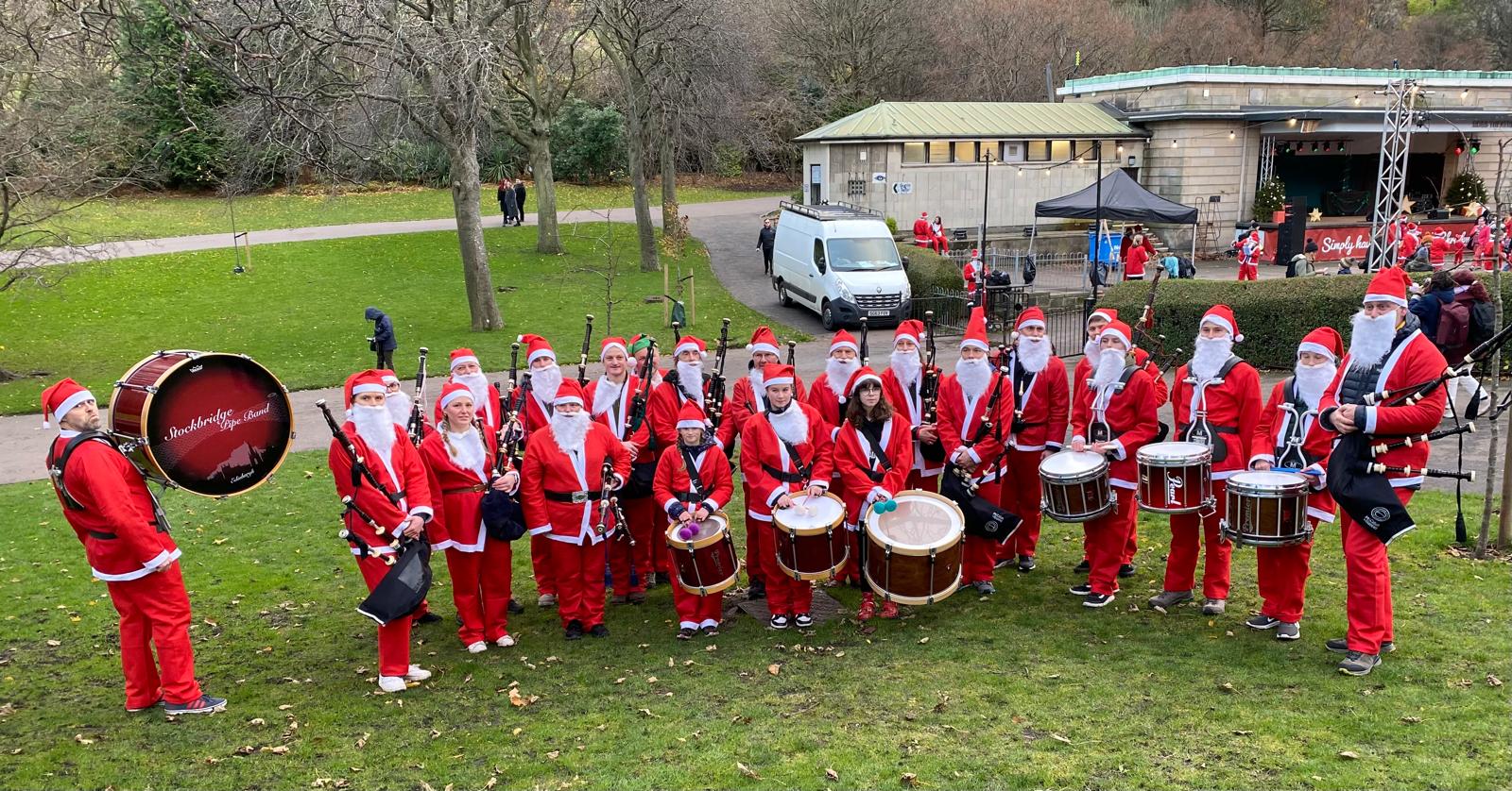 Stockbridge Pipe Band - Make a Wish Foundation - Santa Dash, Princes St Gardens - Dec 2024